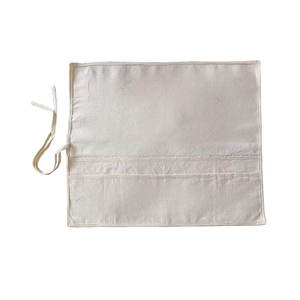 Trousse de toilette durable conçue pour les longs voyages et les déplacements quotidiens, trousse de toilette légère avec poches zippées, accessoires de toilette essentiels - Product Image 1