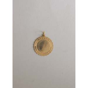 Pendentif pièce de monnaie vintage doré avec diamant, style religieux, plaqué rhodium, bijou fait main d'Inde - Product Image 1