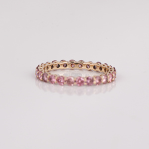 แหวนแต่งงานแบบเต็มวงประดับเพชรทรงกลมสีชมพูเคลือบทองคำ 14KT สุดหรูหรา ของขวัญแต่งงานสุดคลาสสิกสำหรับผู้หญิง - Product Image 3