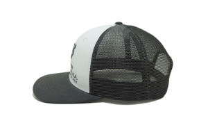 Gorras Trucker Personalizadas de Alta Calidad con Logotipo Bordado en 3D, 6 Paneles, Estructuradas, Transpirables, con Malla Trasera y Cierre Ajustable, Estilo Urbano - Product Image 4