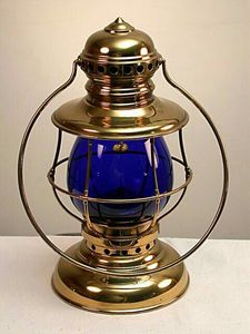Nautical Style Marin Customized Shape Size Latest Exclusive Wedding Decorative Metal Lantern Antique Lantern <b>Oil</b> <b>Lamp</b> for Decor - Product Image 6