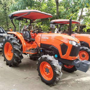 Tractor Kubota M4N-071HDC12 4WD 2025: Diseño Compacto de 71 HP con Potencia y Precisión Avanzadas - Product Image 1