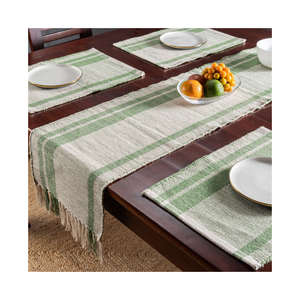 Découvrez le luxe à table avec un chemin de table rustique brodé à la main en coton 100% 180 GSM 90 pouces, fabrication OEM Inde, décoration, marque privée - Product Image 4