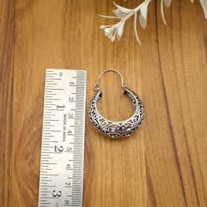 Pendientes de aro de latón intrincados, aros Bali de tono plateado dorado antiguo, joyería étnica Bohemia, pendientes llamativos para todos los días - Product Image 3