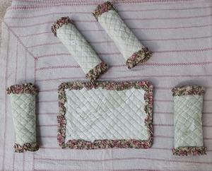 Napperons de table luxueux en tissu imprimé marbré tie-dye avec bordure à volants, accessoires de table en lin pour la salle à manger - Product Image 2