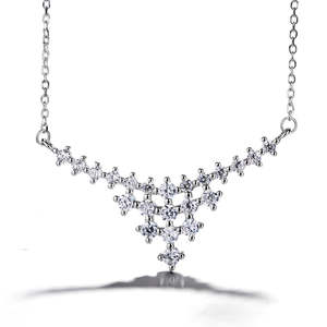 Collana Minimalista in Argento Sterling con Cristalli - Product Image 1