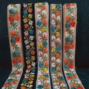 Tissu en dentelle brodée écologique de haute qualité Garnitures en dentelle florale en gros personnalisées pour vêtements robes de mariée Bonnes chaussures Sacs - Product Image 1