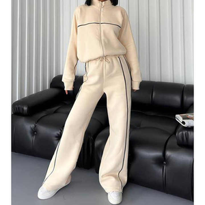 Amazing Quality Wholesale Custom Fashion Casual Ladies Women Zip up 2 Piece Set Tracksuit Sweat suits Set - Product Image 3