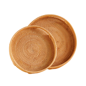 PRODUCTO SUPERIOR Decore y organice bandejas de ratán sostenibles para entradas, mesas de centro o cestas de regalo - Product Image 1