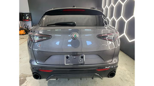 Alfa Romeo Stelvio Veloce AWD 2024 Usado en Excelentes Condiciones - Product Image 4