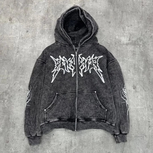 Veste coupe-vent respirante écologique sur mesure avec fermeture éclair, broderie et ornements en strass - Product Image 4