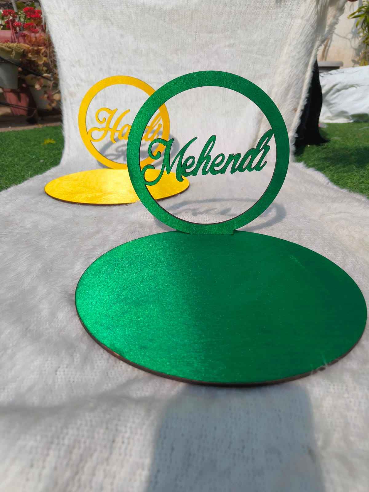 สีเขียว