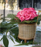Vente en gros Nouveau design Jardinière en rotin Jardinières naturelles Jardinières Cadeaux Jardinière en osier Porte-pot du Vietnam