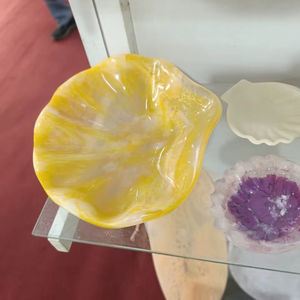 Cuencos Festivos de Resina Epoxi Pulida Hechos a Mano para Servir en Fiestas Premium de Eid, Ramadán y Navidad, Decoración de Mesa de Lujo - Product Image 1