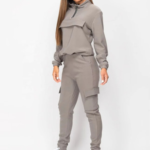 Conjunto de 2 piezas de jogging personalizado de alta calidad, Conjunto de jogging para mujer, chándal personalizado de gran tamaño con media cremallera para mujer - Product Image 1