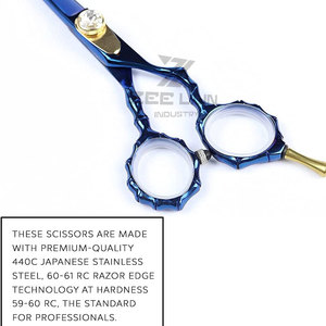 Venta al por mayor profesional peluquero 4Cr13 Acero inoxidable diestro tijeras de adelgazamiento con 28 dientes tijeras de pelo de alta calidad - Product Image 4