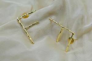 2024 nouvelle tendance "F" lettre plaqué or boucle d'oreille bijoux de mode pour femmes et filles - Product Image 4