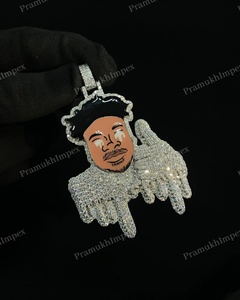 Pendentif en émail personnalisé de luxe entièrement serti de diamants, testé au diamant, en moissanite VVS, style hip-hop, unisexe, plaqué or, pour les fêtes - Product Image 4