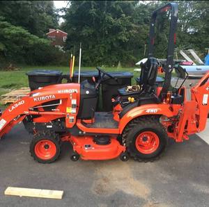 Original para tractor Kubota BX23S con cortadora de césped y pala frontal. - Product Image 1