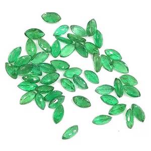 Auténtica Esmeralda Natural en Forma de Marquesa, Gema Suelta para Diseñadores de Joyas y Suministro de Exportación - Product Image 3