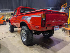 รถกระบะโตโยต้า SR5 ปี 1983 พวงมาลัยซ้ายมือ มือสอง - Product Image 3