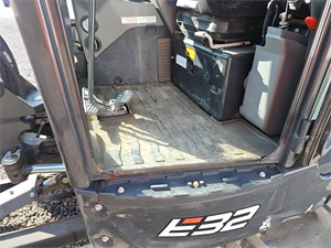 รถขุด E32i มือสองได้รับการดูแลอย่างดีมี2020พร้อมส่งทั่วโลก - Product Image 3