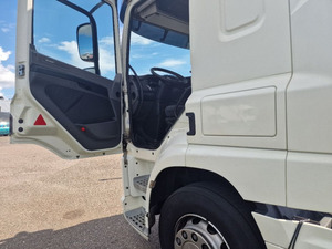 2013 DAF CF 370 Tractor Unit New Diesel 6x4 Drive Dirección izquierda Euro 2 Emisión - Product Image 2