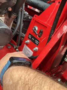 เครื่องตัดหญ้าแบบ Zero Turn ยี่ห้อ Gravely Pro-Turn 560 มือสอง ราคาถูก ประหยัด พร้อมขาย ขนาด 60 นิ้ว สำหรับงานพาณิชย์ พร้อมจัดส่ง - Product Image 3