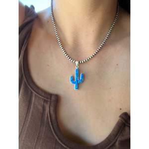 Allen Lee Cobblestone Pendant with Blue Opal & Sterling Silver Bezel Setting & Plant Shape Inlay - Product Image 2