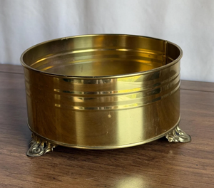 Jardinière en laiton de style vintage à succès pour la décoration intérieure de luxe, jardins élégants, présentoirs de plantes d'intérieur et aménagements de patio - Product Image 1