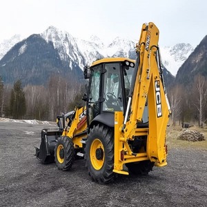 Chargeuse-pelleteuse JCB 3CX d'occasion, modèle 2020, faible nombre d'heures de travail, équipement de construction puissant, chargeuse sur pneus JCB 3CX - Product Image 2
