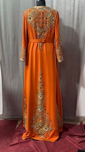 Robe musulmane Badron Asmi Royal, écologique, brodée à la main, en tissu crêpe, style de fête, cape respirante, fabriquée à la main en Inde - Product Image 4