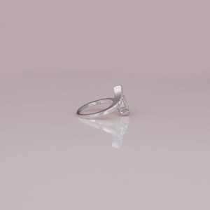 Anillo de compromiso de oro blanco sólido de 18 quilates hecho a mano personalizado, estilo moderno, corte de pera, Diamante cultivado en laboratorio con certificado IGI - Product Image 4