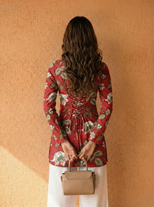 ชุดคุर्ติผ้าฝ้ายพิมพ์ลายดอกไม้ ดีไซน์ทันสมัย สำหรับผู้หญิง สวมใส่สบายในชีวิตประจำวัน ผ้าฝ้ายอินเดีย ราคาประหยัด - Product Image 3