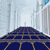 Tapis de mosquée à motifs pour des espaces de prière spacieux et un culte confortable