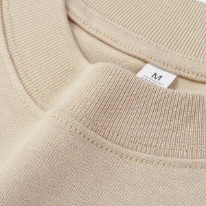 Camiseta personalizada al por mayor de alta calidad 100% algodón orgánico manga corta estilo Casual Unisex con impresión de logotipo para hombres y mujeres - Product Image 1