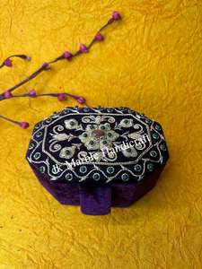 Boîte à bijoux octogonale en velours, design personnalisé, durable, broderie, solution de rangement parfaite pour Thanksgiving - Product Image 2