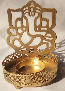 Estilo de lujo Hermoso grabado Diwali Latón hecho a mano Latón tradicional Kuber profundo/Diya/Lámpara de aceite - Product Image 4