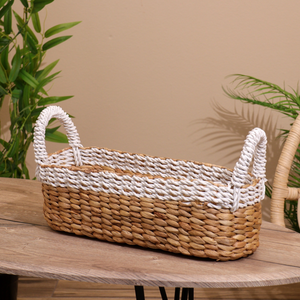 Cesta de Almacenamiento Rectangular Tejida a Mano de Jacinto de Agua / Contenedor Decorativo Tejido Largo con Ribete Blanco en Contraste y Asas Integradas - Product Image 2