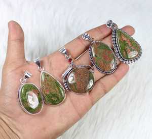 สร้อยคออัญมณี unakite ธรรมชาติจี้สไตล์โบฮีเมียนสร้อยคอดีไซน์เนอร์กับการตั้งค่าหนามเตย - Product Image 3