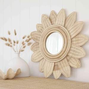 Marco de espejo de ratán natural barato al por mayor, duradero, estilo bohemio y sostenible para colgar en la pared, para decoración del hogar. - Product Image 5