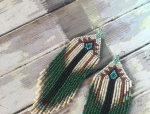 Pendientes largos elegantes con cuentas Ombre, joyería colgante hecha a mano para mujeres elegantes al mejor precio - Product Image 4