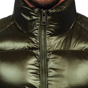 Nouveau Style logo personnalisé hiver bulle gilet manteau Offre Spéciale personnalisé haute qualité résistant au froid bouffant gilet hommes gilets - Product Image 6