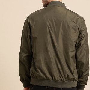 Blouson d'hiver en toile léger, élégant et respirant avec logo frontal, qualité supérieure, best-seller, pour homme, à capuche - Product Image 3