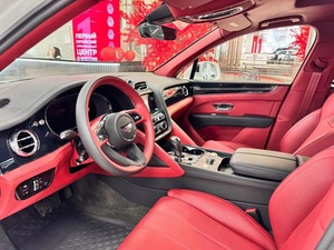 Bentley Bentayga EWB disponible en venta - Product Image 5