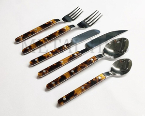Juego de Cubiertos Premium Bistrot Tortoise de 6 Piezas, Cubertería de Acero Inoxidable con Mangos de Estilo Caparazón de Tortuga de Lujo, Acabado Plateado Espejo - Product Image 3