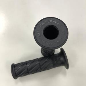 Par de empuñaduras de Ariete hechas en Italia, 02615-R, 01682/SSF, 01681/SSF - Product Image 3