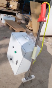 <span class=keywords><strong>Pistola</strong></span> Eléctrica Aturdidora de Cerdos con Motor/Enginio, Equipo de Sacrificio de Alta Seguridad para Mataderos - Product Image 3