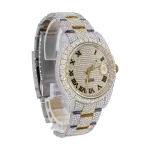 Reloj de Cuarzo Imperial Edge de Lujo para Hombre - Royal ChronoCraft Urban Sovereign Clásico Analógico de Acero Inoxidable con Cristal de Zafiro - Product Image 6