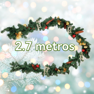 Lussuosa Ghirlanda Natalizia da 2,7m con Fogliame Artificiale in PVC Fatto a Mano e Ornamenti Design Fragole Dorate e Rosse - Product Image 2